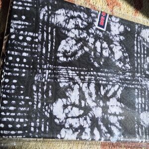 Big Boss Batik, 5 Yards, Black and White.